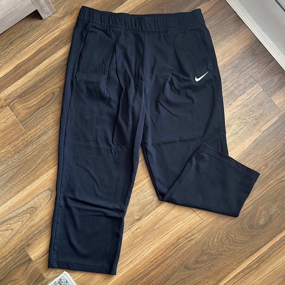 Nike Capri Sweatpants